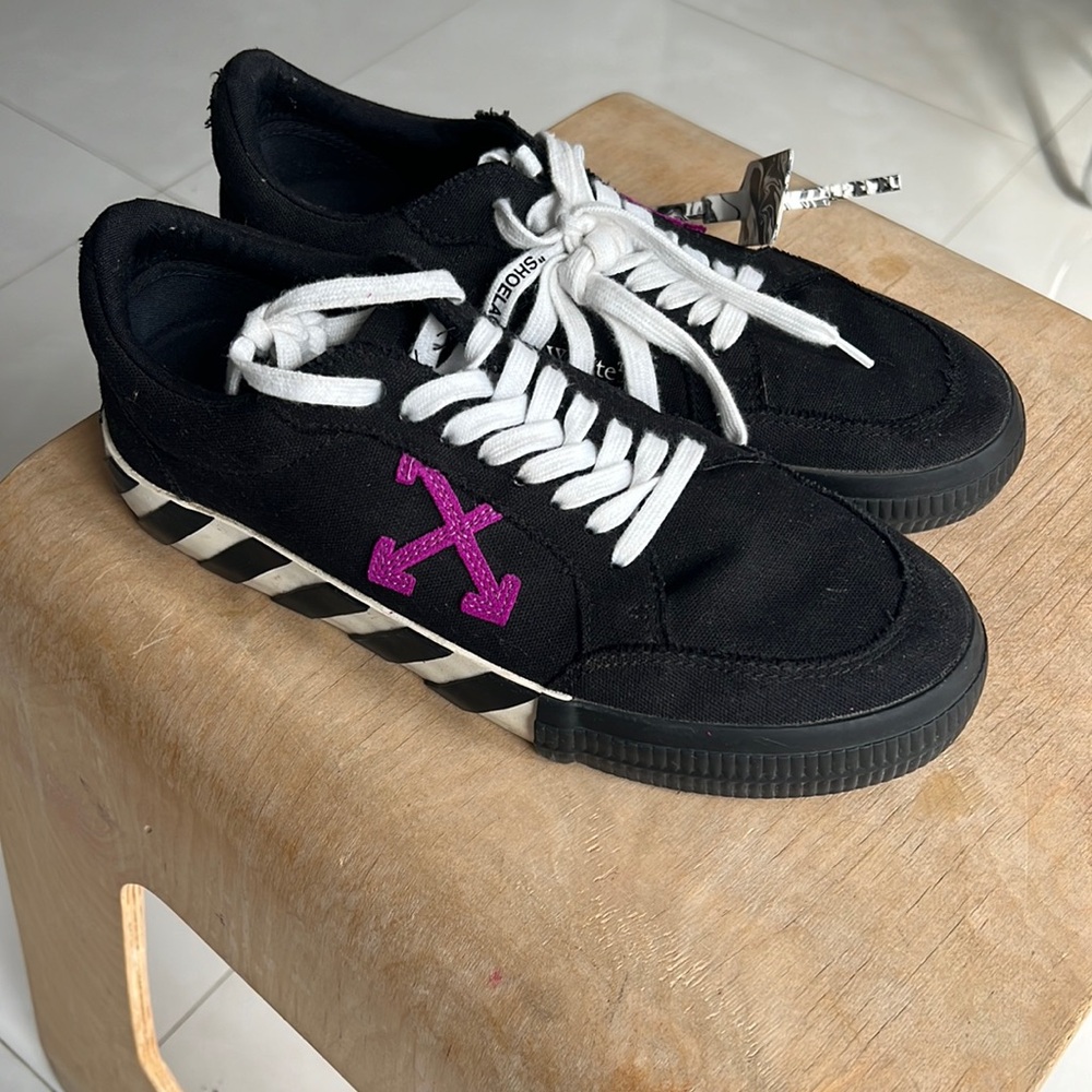 Off White Sneakers “Vulcanized Sole“